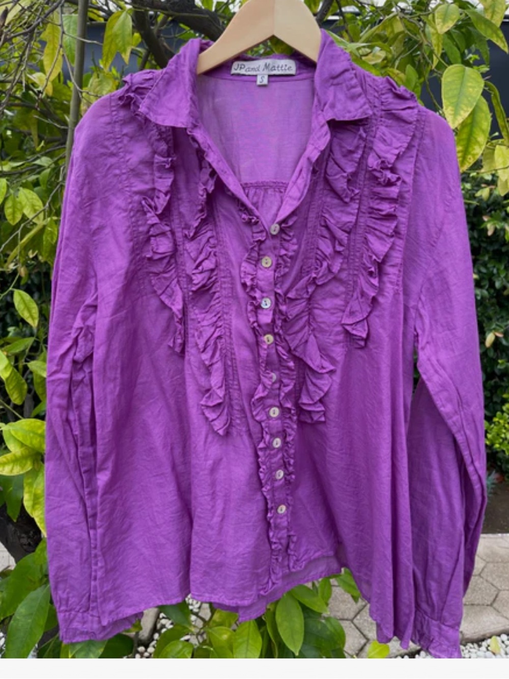 JP And Mattie Blanchard Ruffle Button Down Blouse in Purple L NWT - Picture 2 of 11